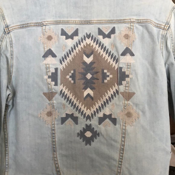 Lularoe Kenny denim jacket - Picture 4 of 11